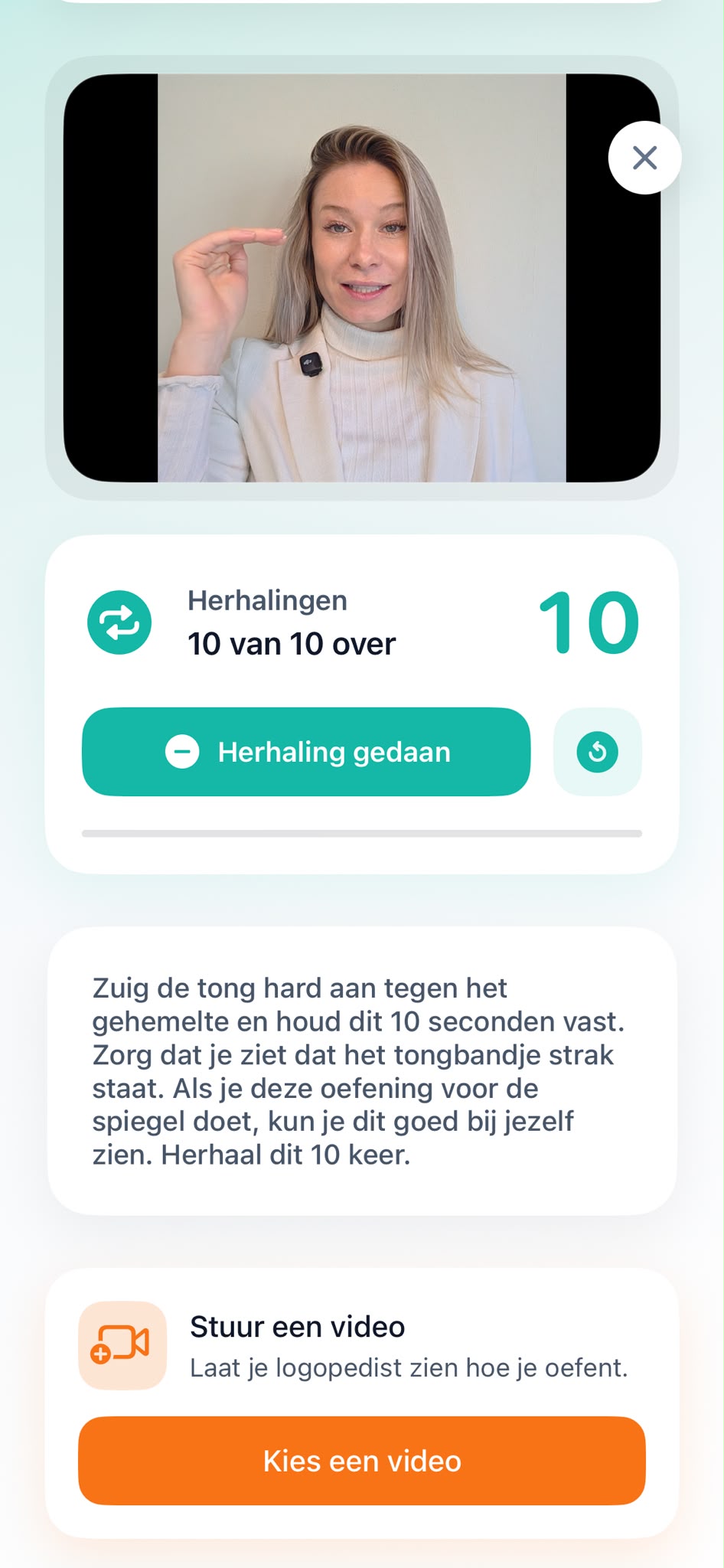 Oefenscherm van de LogopedieApp met video-uitleg en herhalingen